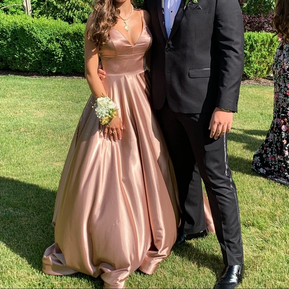 Sherri Hill Prom Dress - Picture 3 of 6